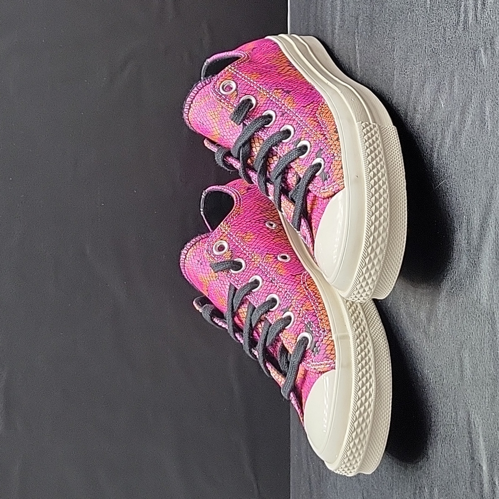 Converse shoes women Brand new